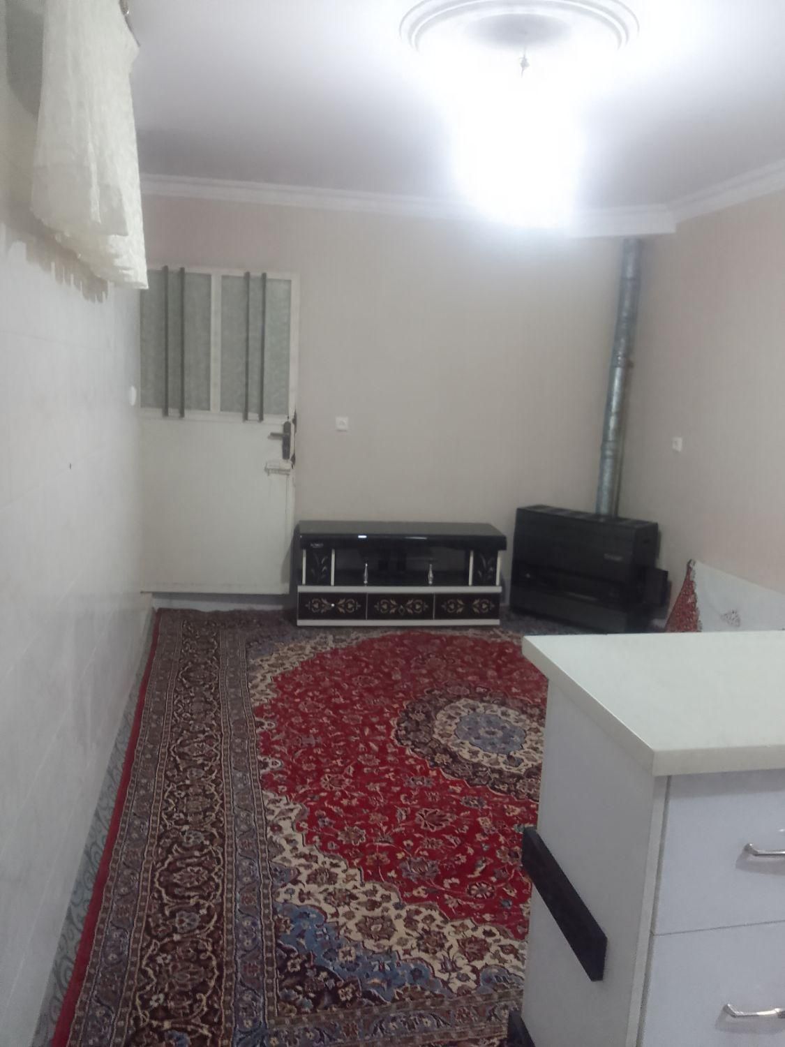 اجاره روزانه/هفتگی/ماهانه آپارتمان ۳۰ متری|اجارهٔ کوتاه‌مدت آپارتمان و سوئیت|دامغان, |دیوار