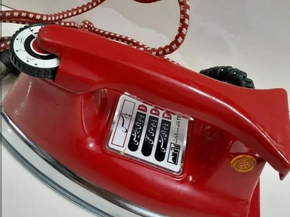 اتو قدیمی|اتو و لوازم اتو|فولادشهر, A3|دیوار