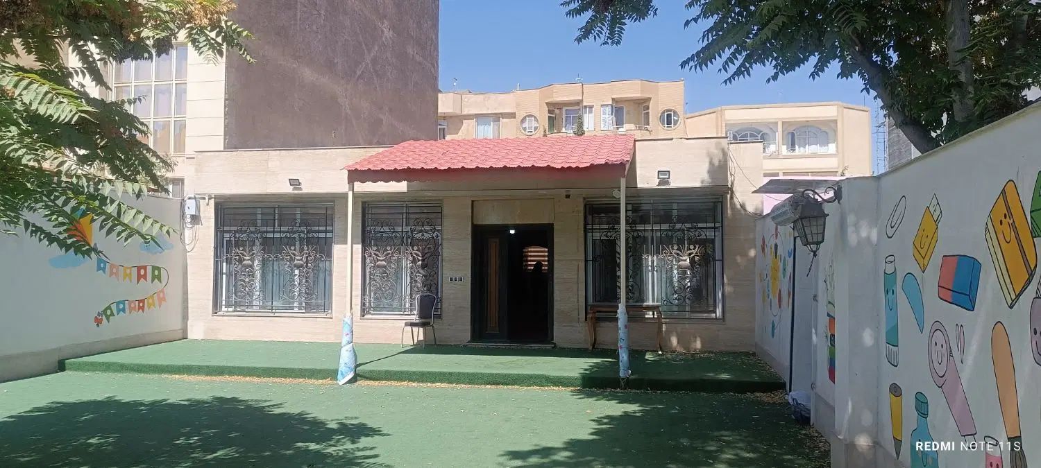 ویلایی ۲۰۰ متر بنا حاشیه پیروزی بین هفت تیر حافظ|اجارهٔ خانه و ویلا|مشهد, هفت تیر (حافظ)|دیوار