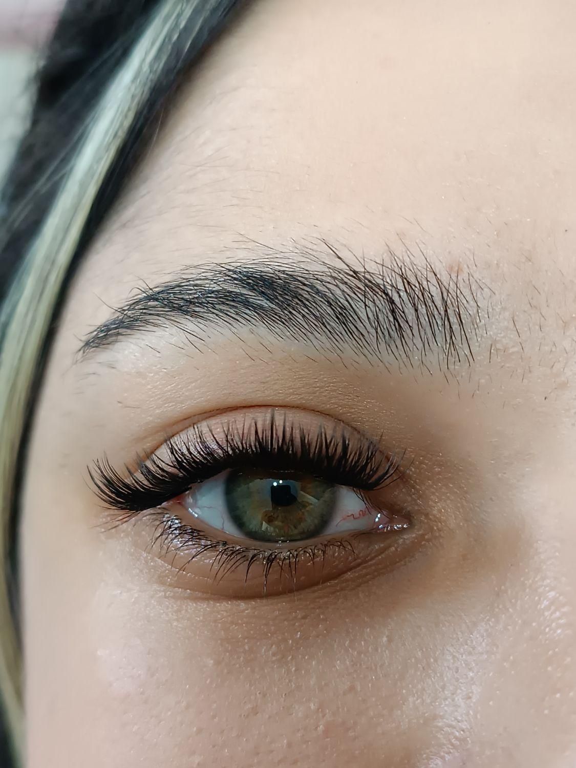 کاشت مژه موقت با (ماندگاری یک ماه)|خدمات آرایشگری و زیبایی|بندر انزلی, گلسرخ|دیوار