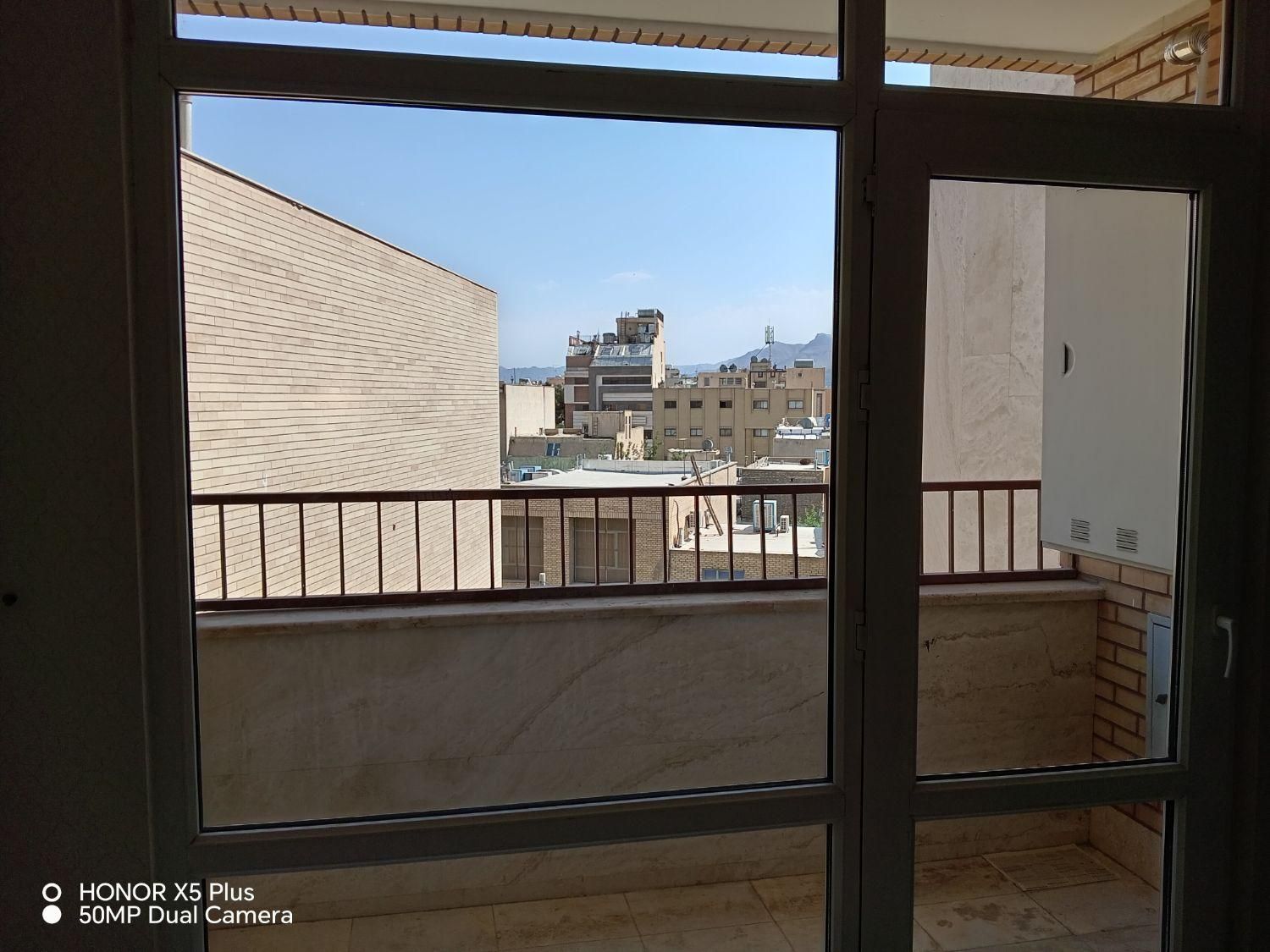 فروش آپارتمان ۸۰ متری ۱ خوابه   قابل معاوضه با....|فروش آپارتمان|اصفهان, باغ کاران|دیوار
