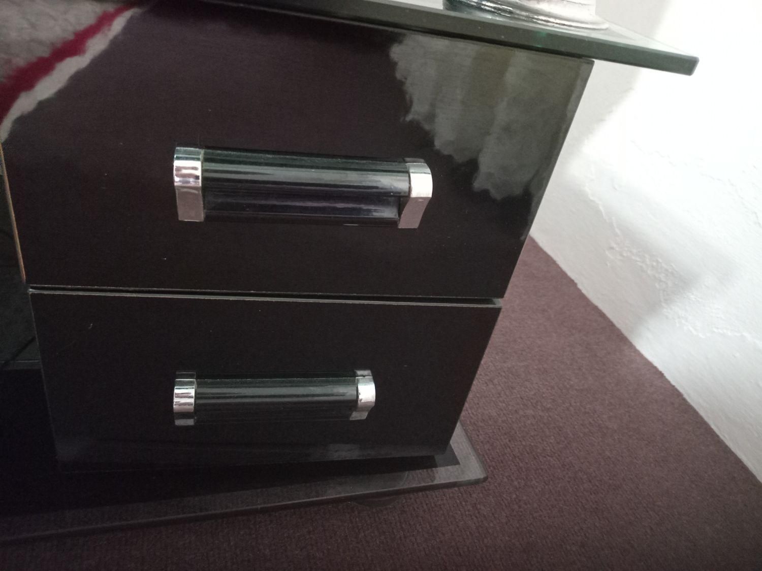 میز تلویزیون و میز عسلی در حد نو|میز تلویزیون|نوشهر, |دیوار