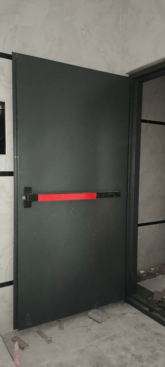 درب ضدسرقت و درب چوبی و ضدحریق|مصالح و تجهیزات ساختمان|اندیشه, |دیوار