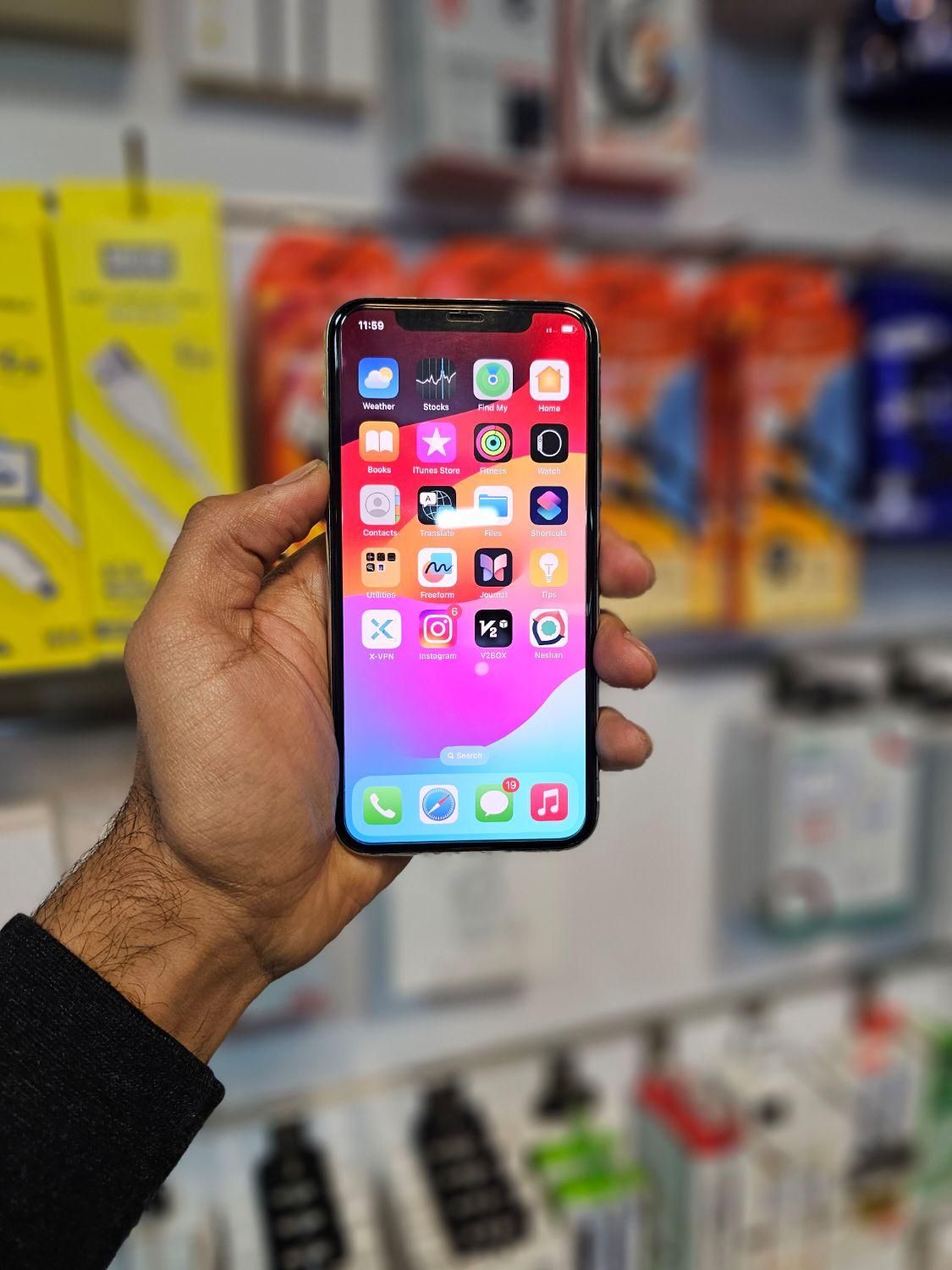 اپل iPhone 11 Pro ۶۴ گیگابایت|موبایل|تهران, صادقیه|دیوار