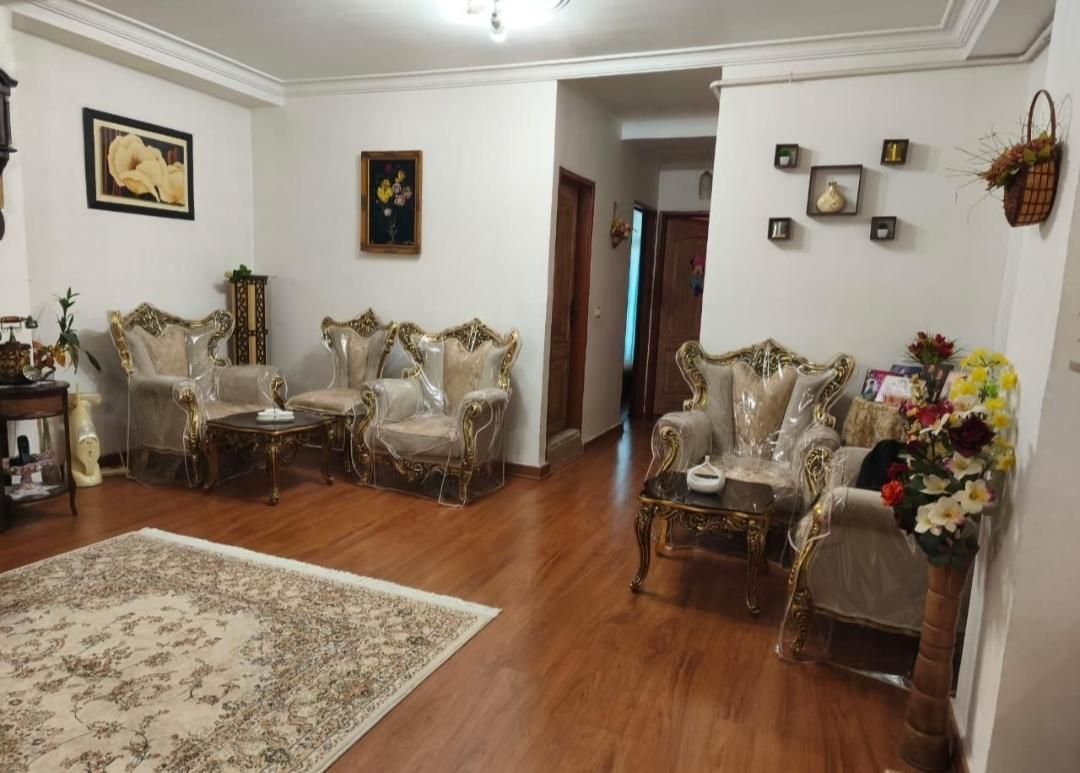اجاره آپارتمان100متر پارکینگ آسانسور گاز شهرک قدس|اجارهٔ آپارتمان|رشت, شهرک قدس|دیوار