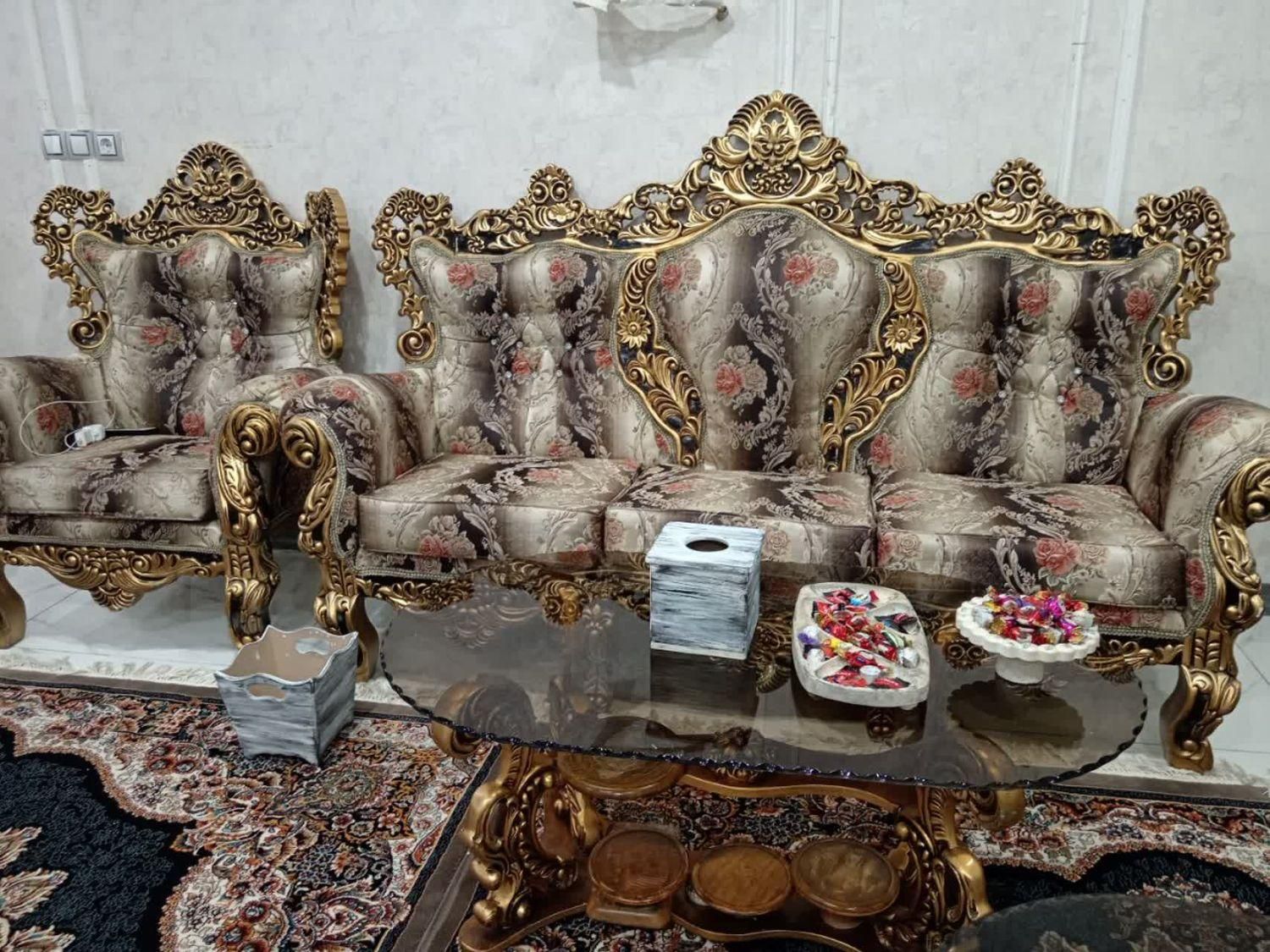 مبل سلطنتی ۹ نفره و جلو مبلی|مبلمان خانگی و میز عسلی|دزفول, |دیوار