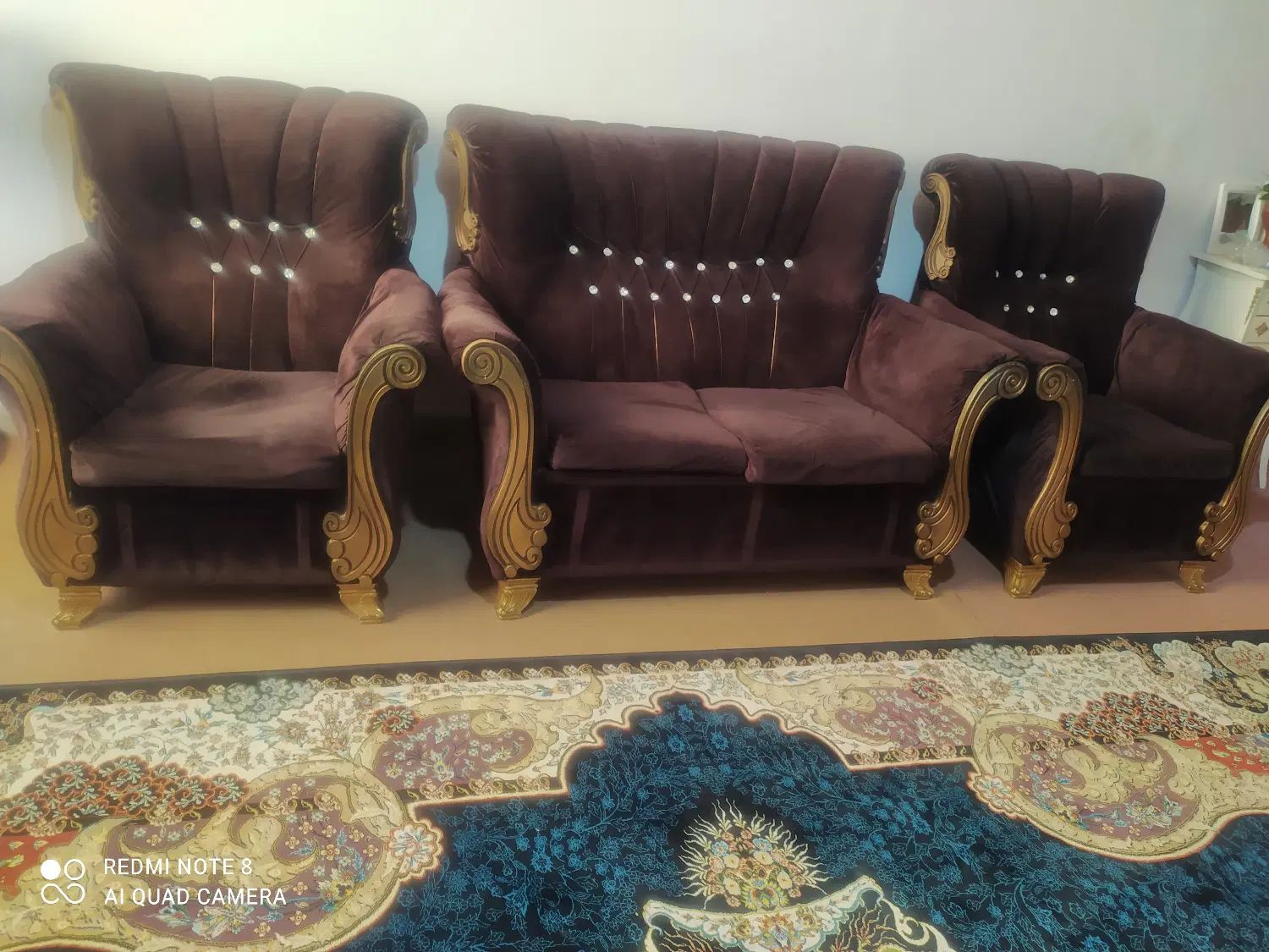 یک دست مبل هفت نفره|مبلمان خانگی و میز عسلی|رشت, نخودچر|دیوار