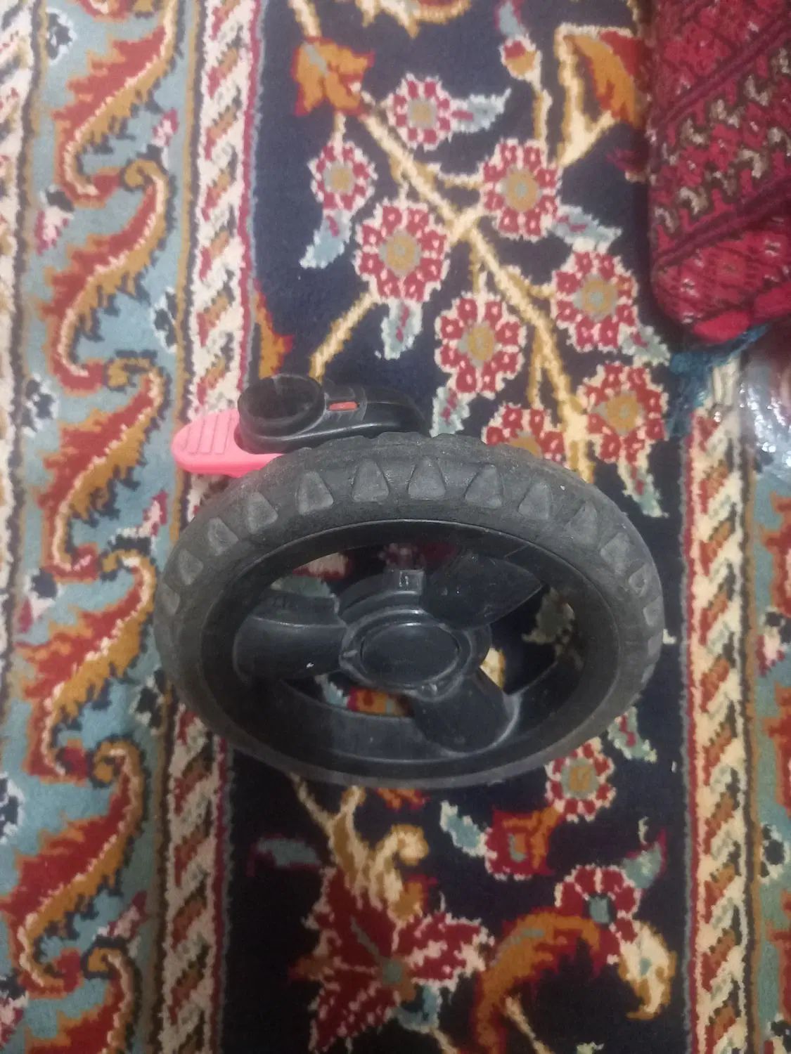 چرخ کالسکه خوب و بزرگ|کالسکه و لوازم جانبی|مشهد, شهید آوینی|دیوار