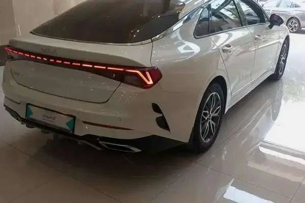 اپتیما k5 مدل 2023 کم کار بیرنگ|خودرو سواری و وانت|تهران, زعفرانیه|دیوار