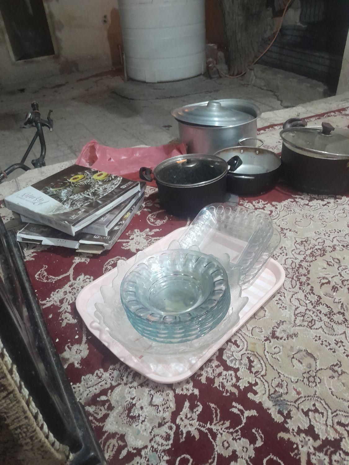فروش وسایل خانه|ظروف سرو و پذیرایی|رباط‌کریم, |دیوار