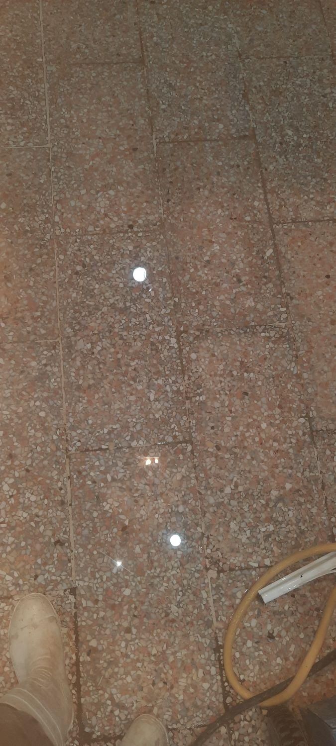 سنگ سابی ونماشوی وبتون سابی ورپلاگ جهانبانی|خدمات نظافت|مشهد, شهید جنگی|دیوار