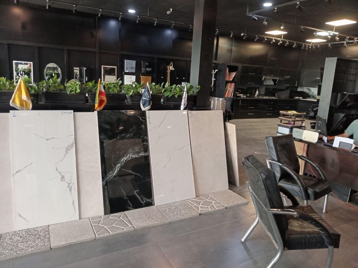 ارزان سرای کاشی و سرامیک سراسری|عمدهفروشی|مشهد, توس (بلوار توس)|دیوار