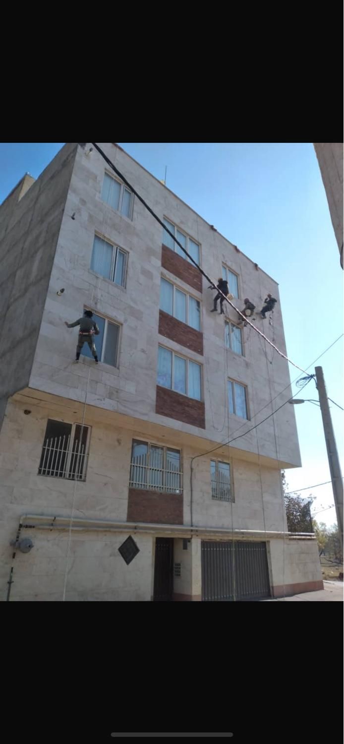 بدون داربست پیچ رولپلاک نما با طناب نانو راپل|خدمات پیشه و مهارت|قزوین, |دیوار