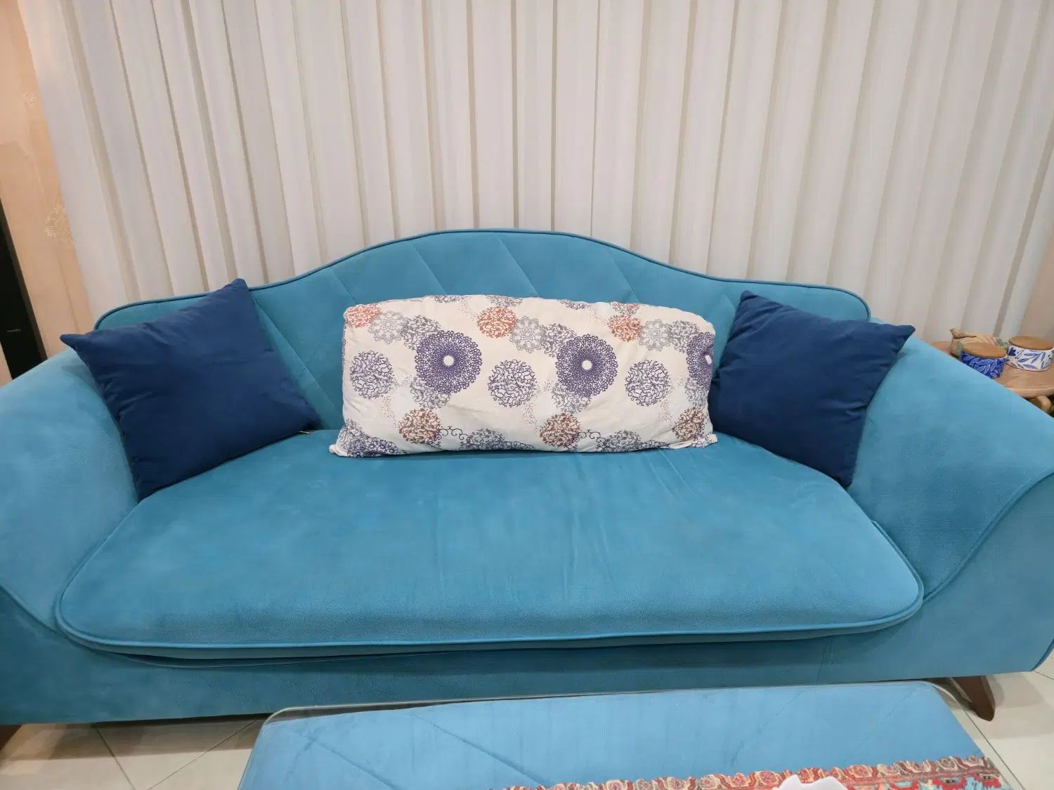 مبل ۸ نفره تُرک اصل|مبلمان خانگی و میز عسلی|رشت, دیانتی|دیوار
