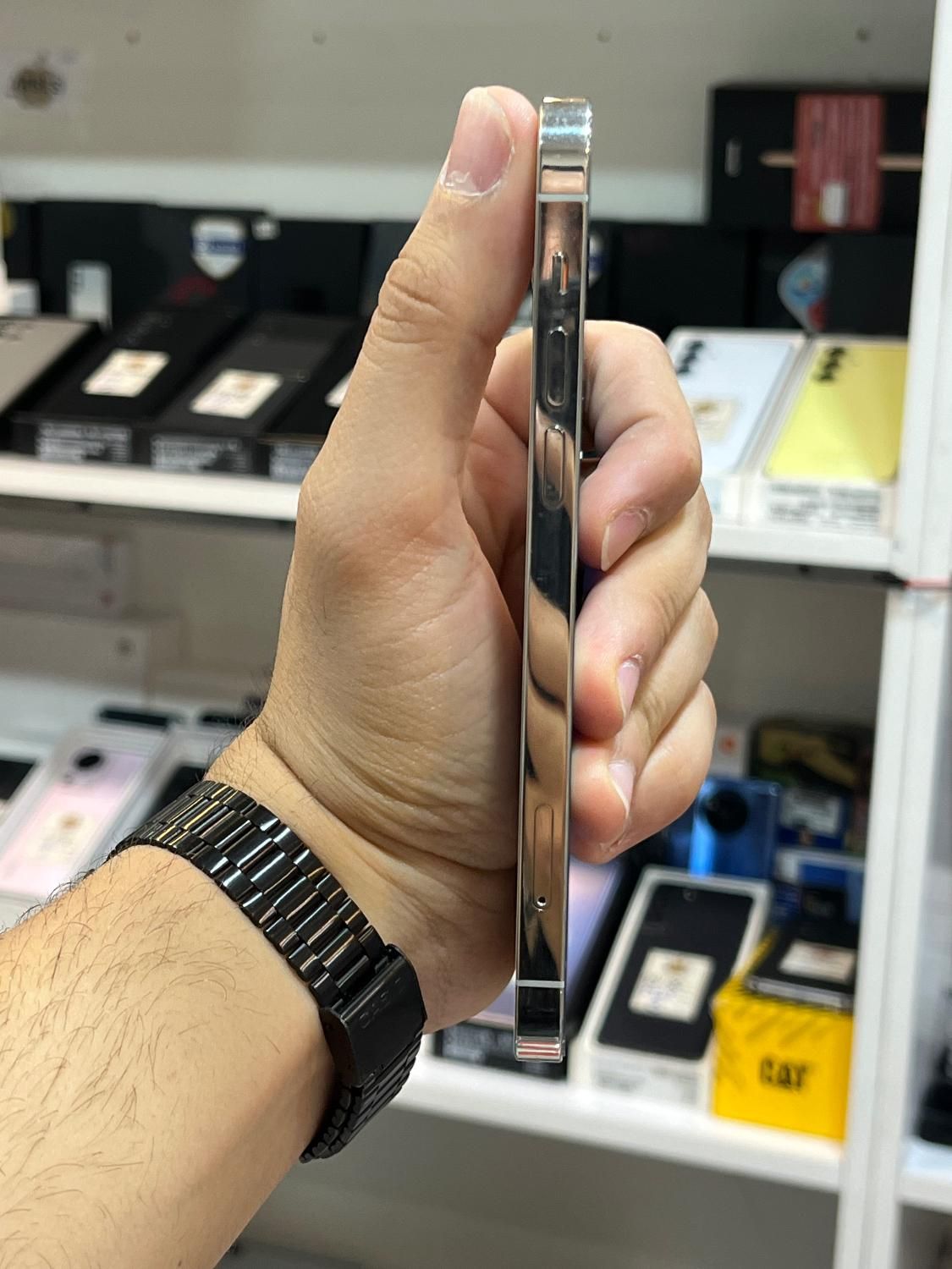 Iphone 12 pro 512GB تک سیم باتری ۸۱ فوق اقتصادی|موبایل|کرج, کوی امامیه|دیوار