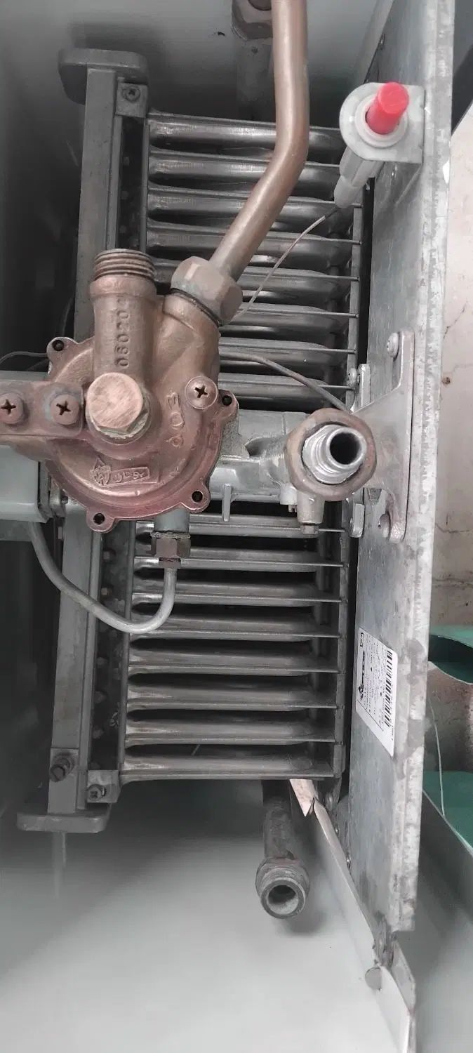 آبگرمکن B18|آبگرمکن، پکیج، شوفاژ|مشهد, نرگس (شهرک غرب)|دیوار