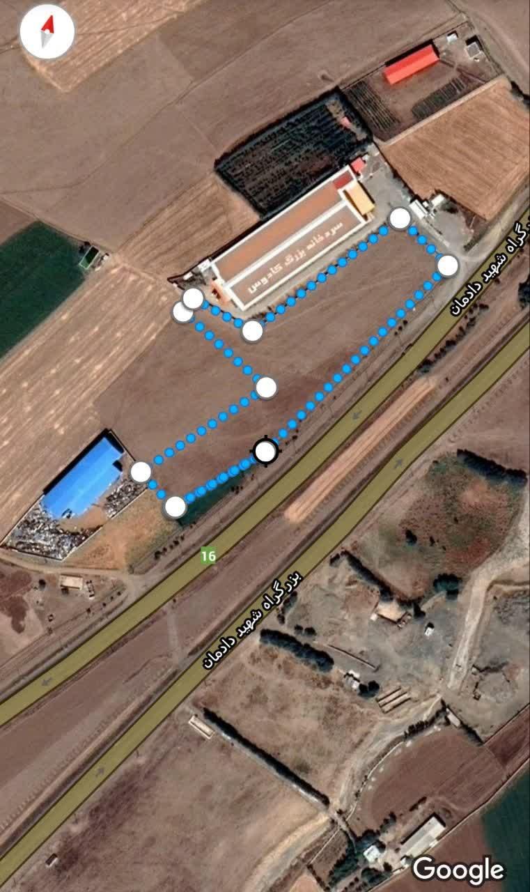 زمین۱۷۵۰۰متر بر جاده چسبیده به سردخانه کادوس|فروش دفتر صنعتی، کشاورزی، تجاری|اردبیل, |دیوار