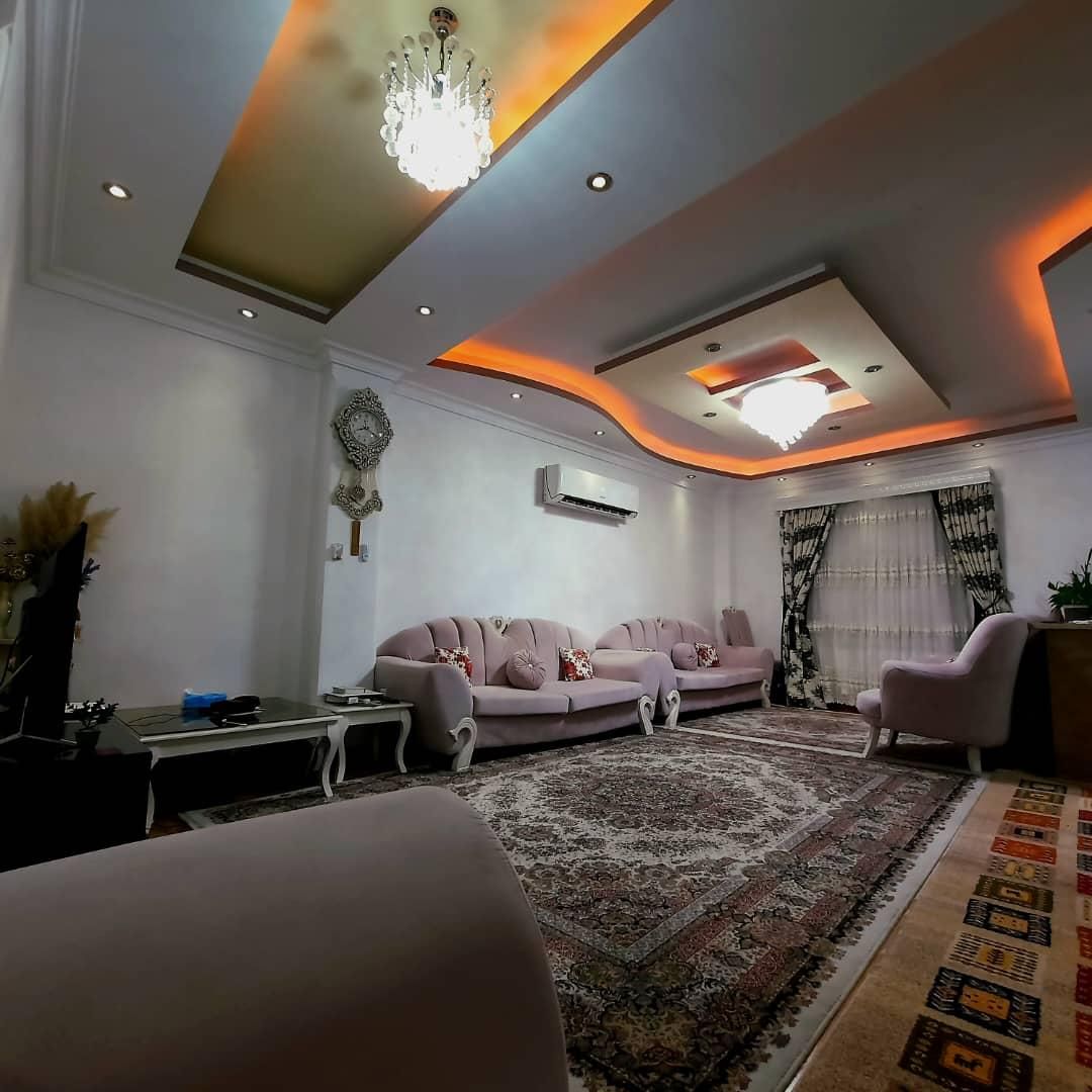 اجاره آپارتمان۹۸ متری خیابان ضیابری یک|اجارهٔ آپارتمان|رشت, استقامت ۱|دیوار