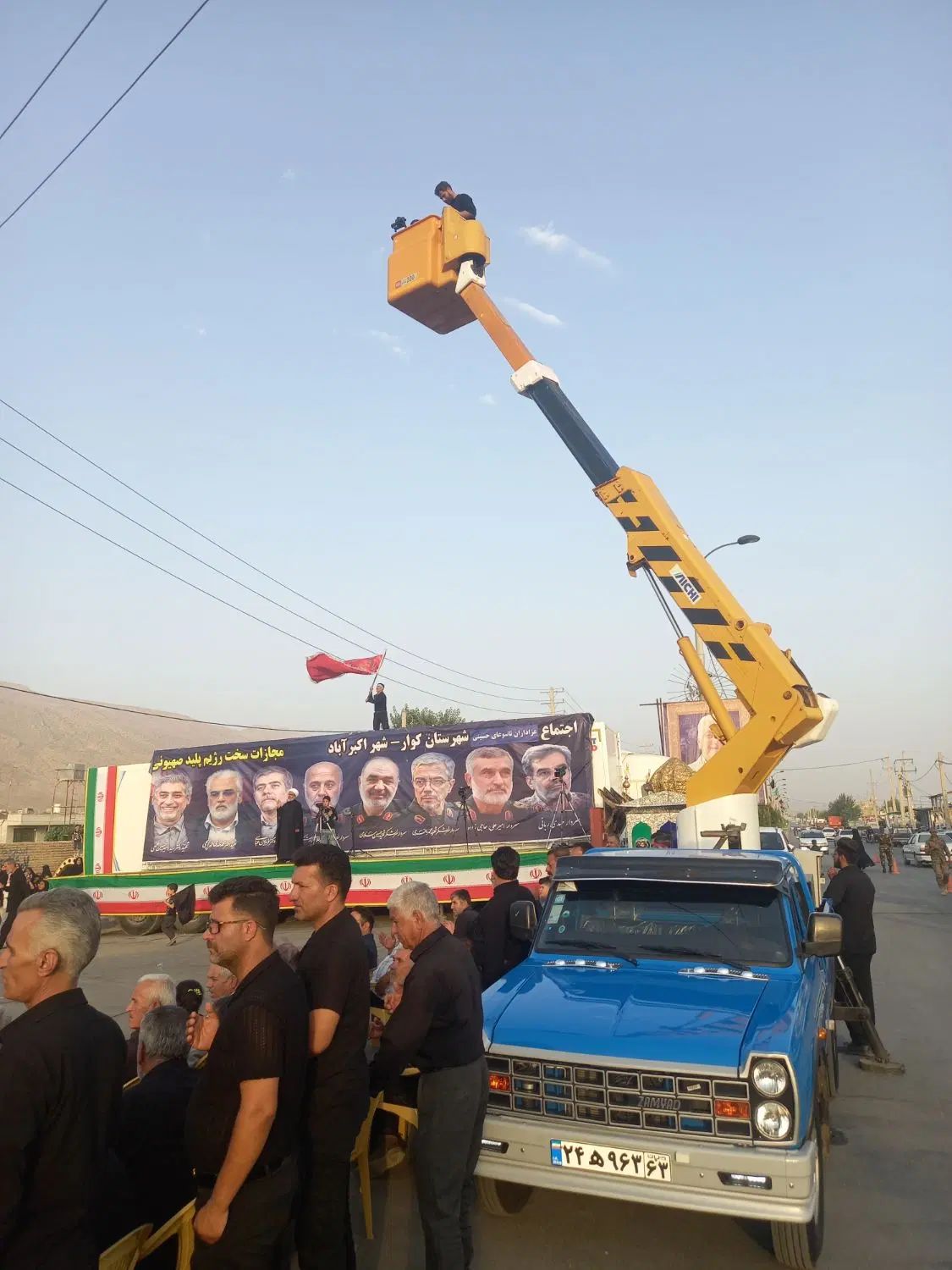 جرثقیل نیسان بالابر نیسانی پاکتی سبد تابلو اسپیلت|خدمات حمل و نقل|شیراز, ترمینال باربری|دیوار