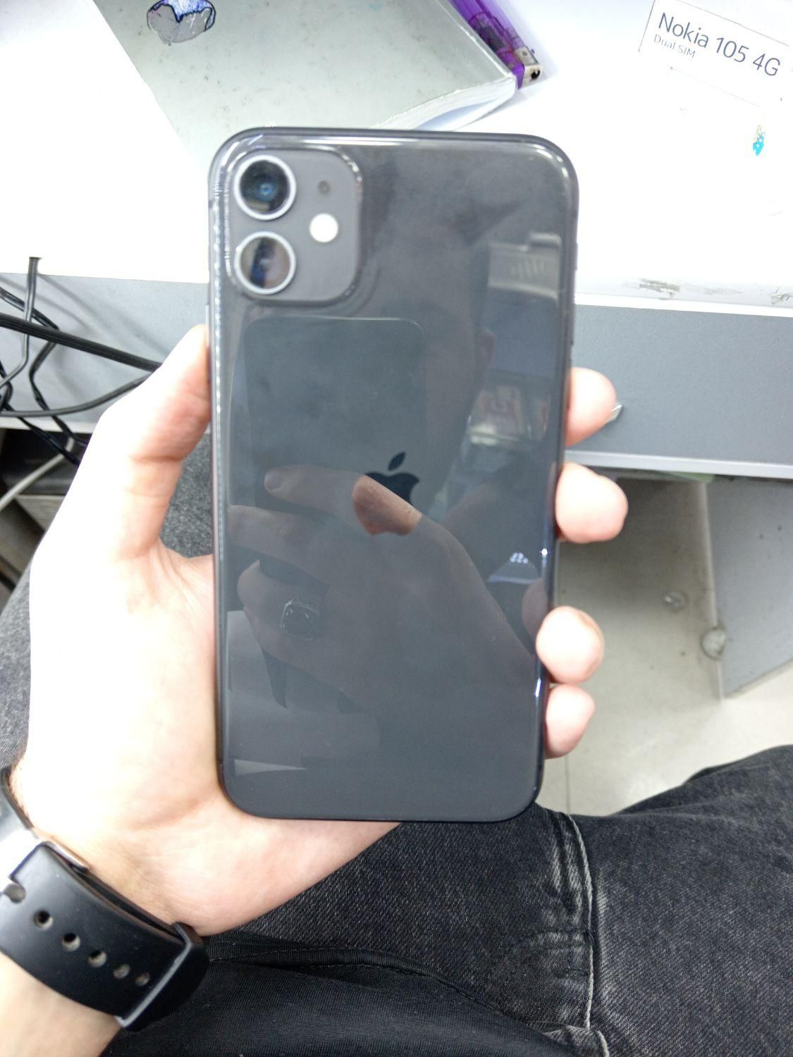 ایفون iPhone 11 با حافظهٔ ۱۲۸ گیگابایت|موبایل|اهواز, نادری|دیوار