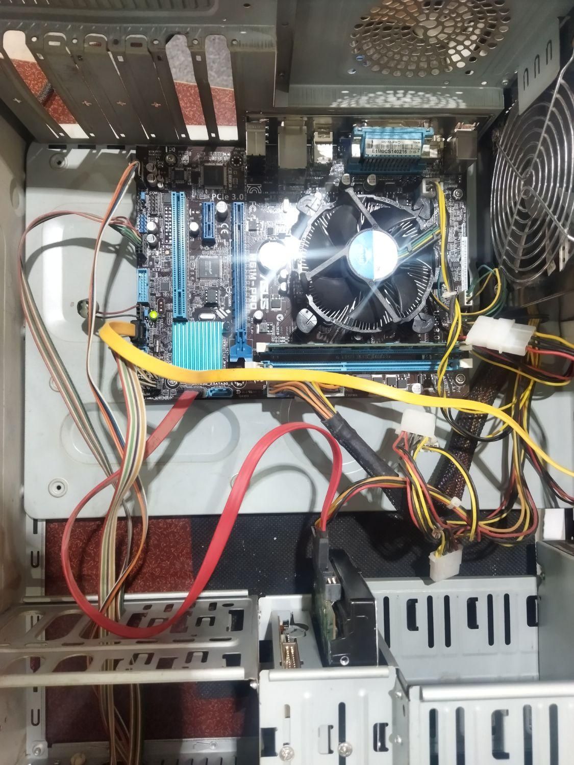 کیس ddr3 نسل 3 رم 4|رایانه رومیزی|شیراز, وصال|دیوار