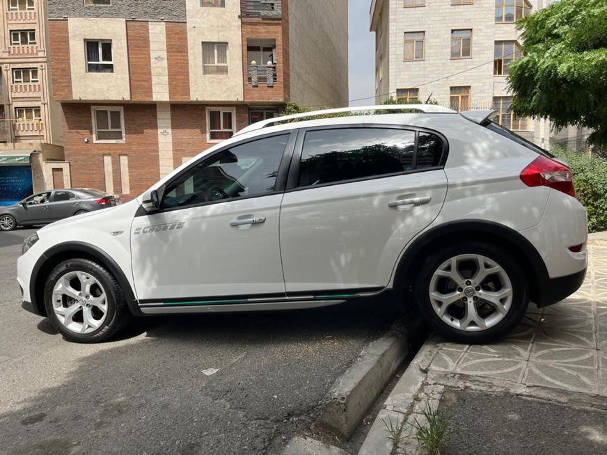 برلیانس کراس اتوماتیک 1650cc، مدل ۱۳۹۹  بیرنگ|خودرو سواری و وانت|تهران, شهر زیبا|دیوار