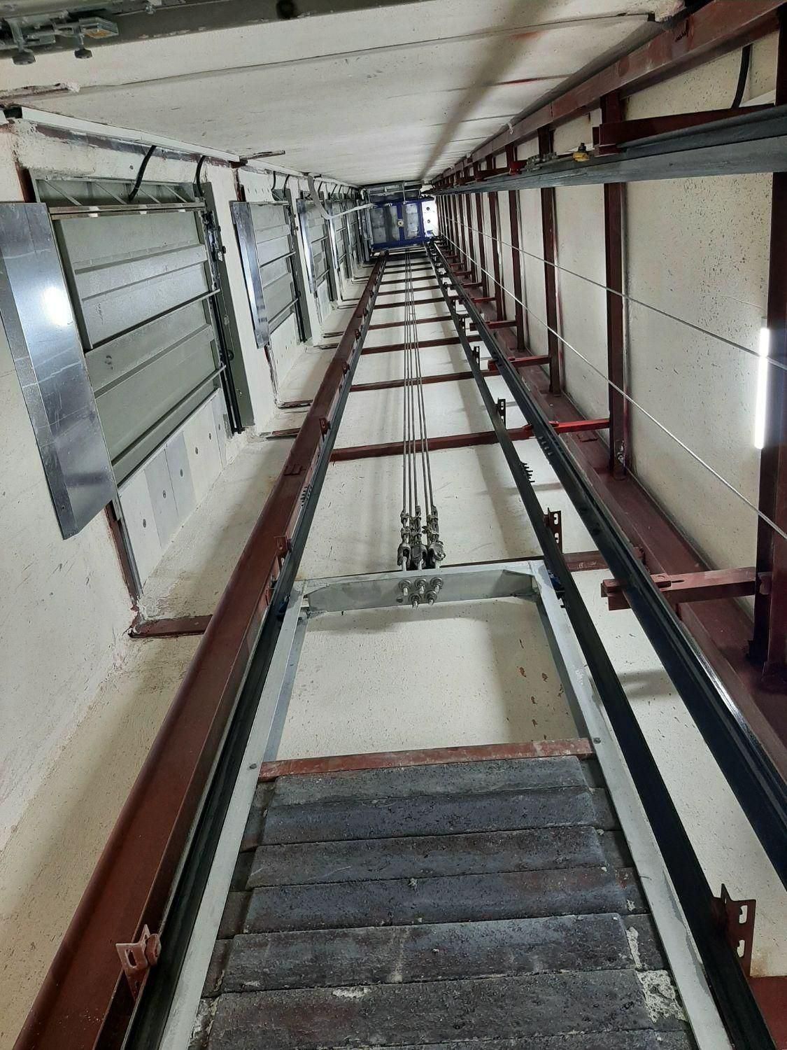 طراحی ، نصب و تعمیر آسانسور ،پله برقی و بالابر|خدمات پیشه و مهارت|زاهدان, |دیوار