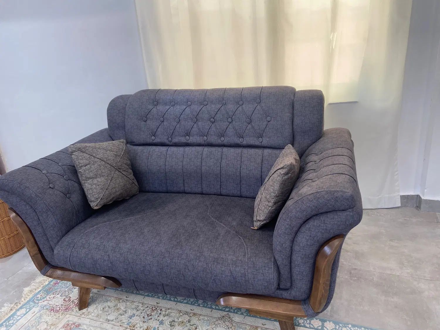 مبل پنج نفره|مبلمان خانگی و میز عسلی|رشت, رشتیان|دیوار