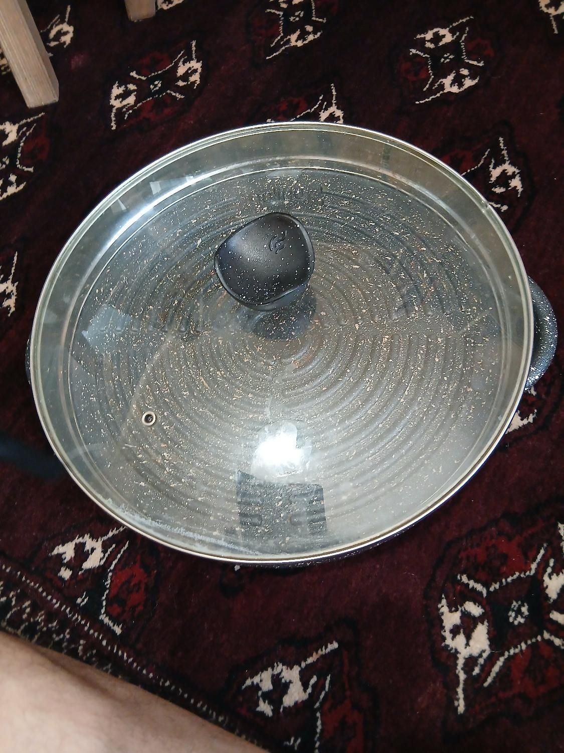 تابه‌چدنی‌گریل‌یک‌باراستفاده‌شده‌|ظروف پخت‌وپز|تهران, آبشار تهران (دریاچه)|دیوار