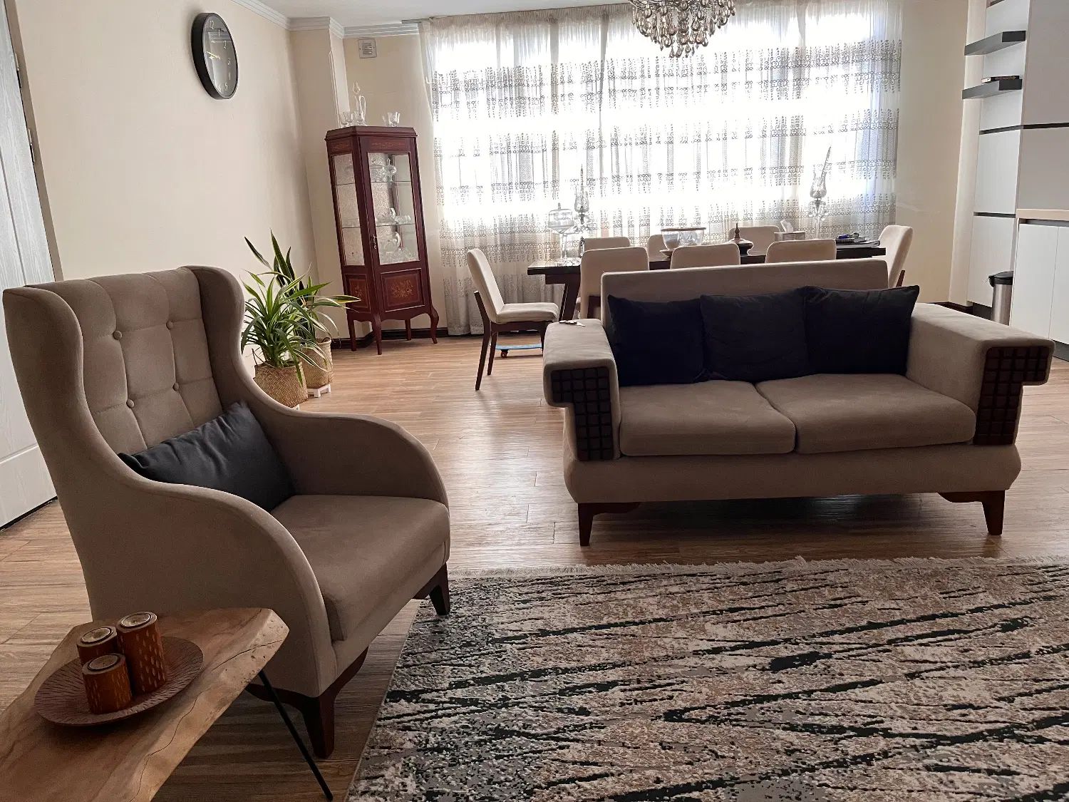 مبل ۶ نفره|مبلمان خانگی و میز عسلی|تهران, جنت‌آباد جنوبی|دیوار