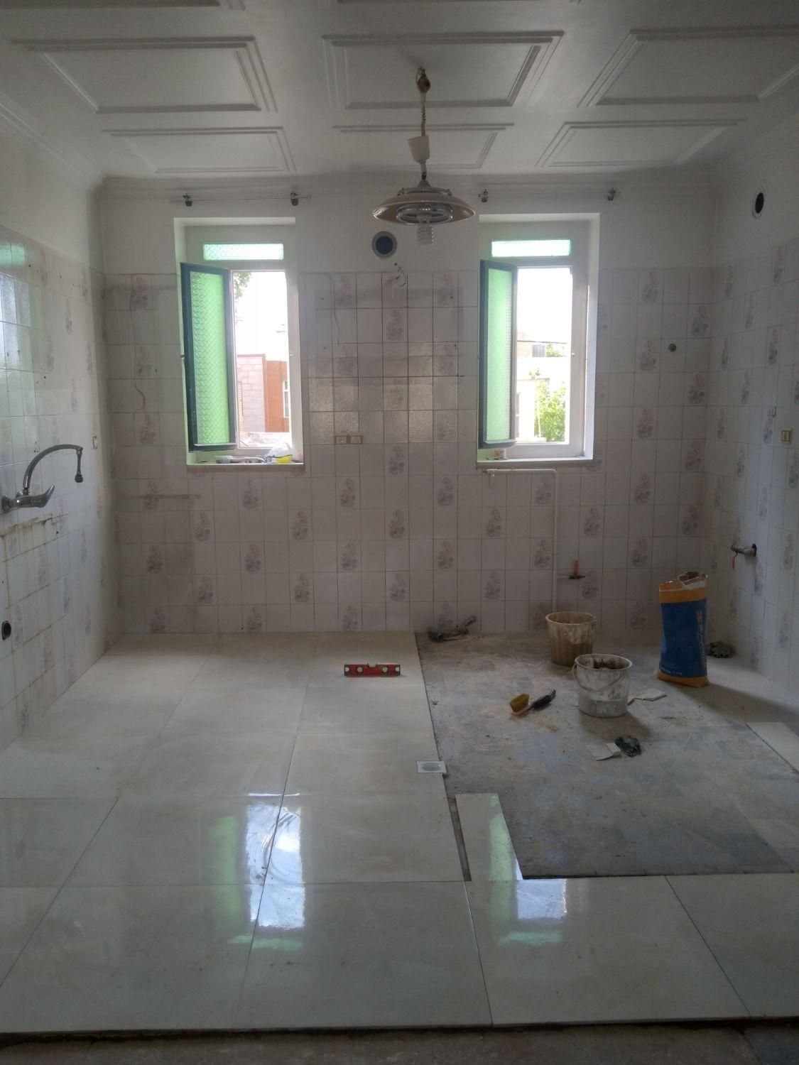 بازسازی،بنایی،کاشی کاری،سرامیک،رفع نم وتعمیرات|خدمات پیشه و مهارت|همدان, |دیوار