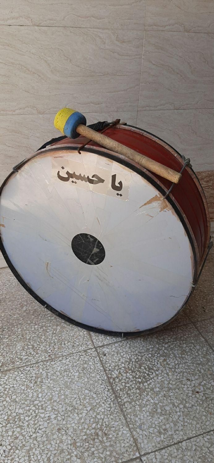 ۱عدد طبل بزرگ۷۰سانتی و۱عدد طبل کوچیک رایگان|درام و پرکاشن|شوشتر, |دیوار