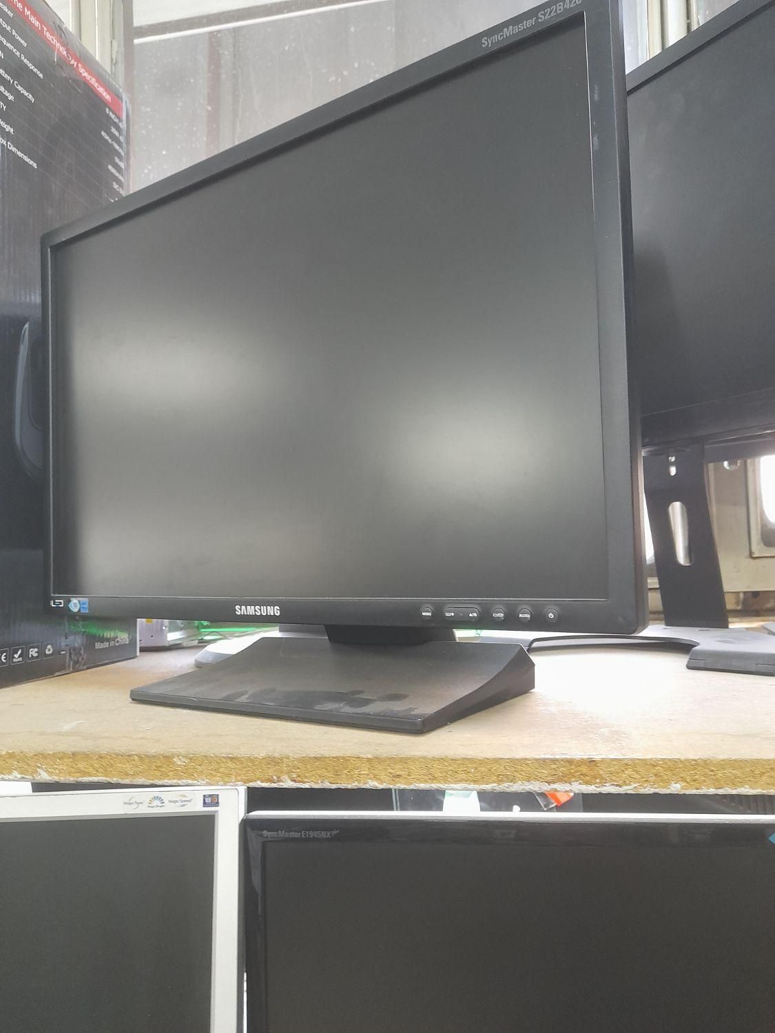 فروش مونیتور مخصوص دوربین مداربسته و کامپیوتر|قطعات و لوازم جانبی رایانه|قزوین, |دیوار