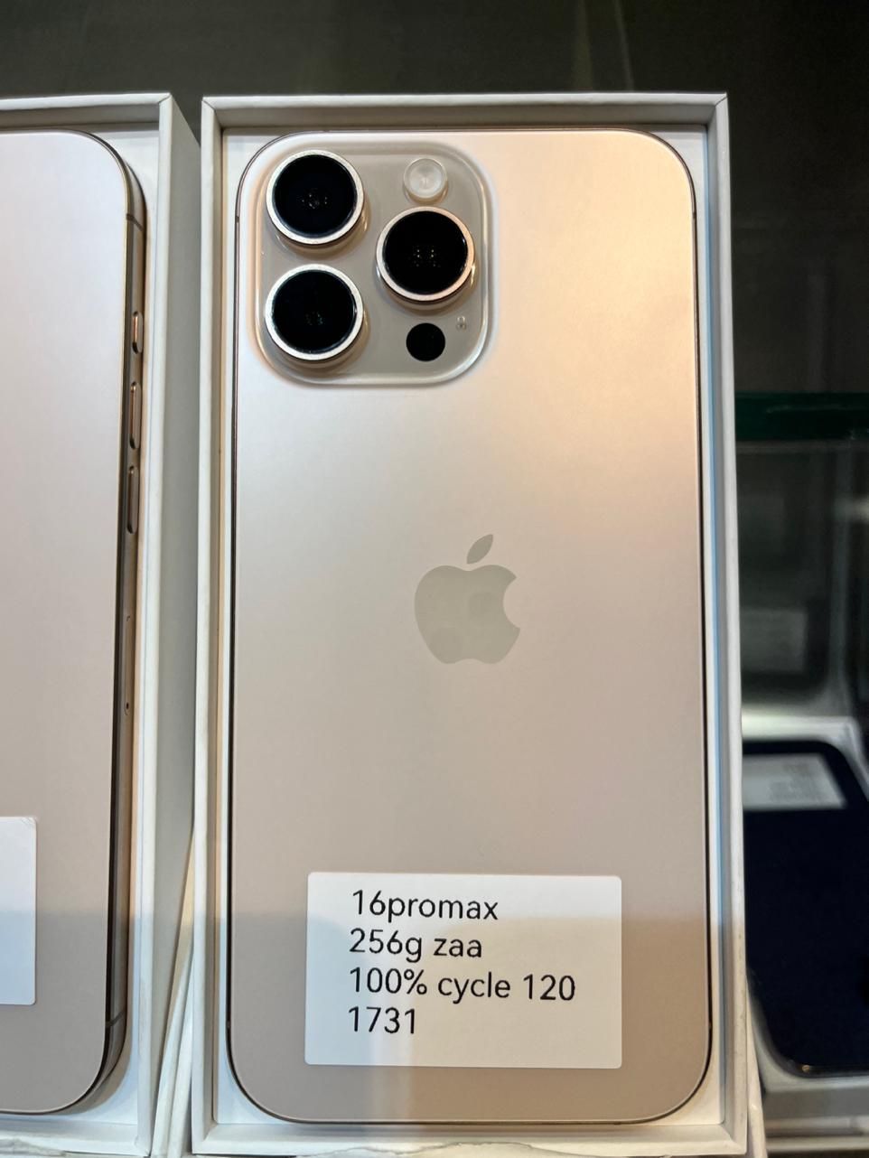 اپل iPhone 16 Pro Max با حافظهٔ ۲۵۶ گیگابایت|موبایل|مشهد, احمدآباد|دیوار