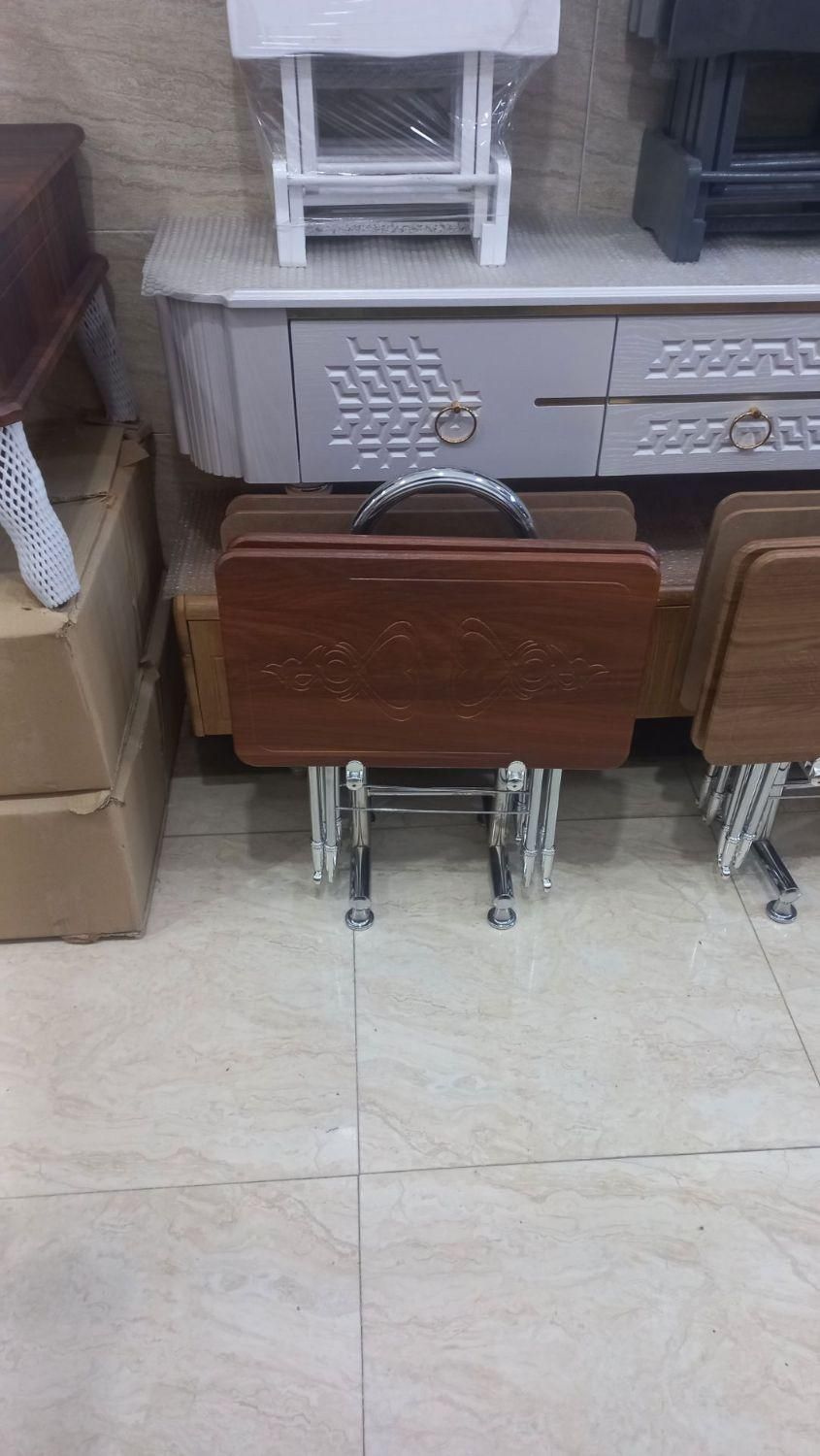 جلو مبلی تاشو چمدانی  فلزی|مبلمان خانگی و میز عسلی|اردبیل, |دیوار