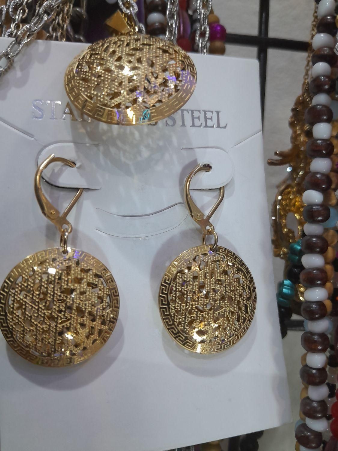 انواع گوشواره دستبند و گردنی در تنوع مختلف|بدلیجات|اردبیل, |دیوار