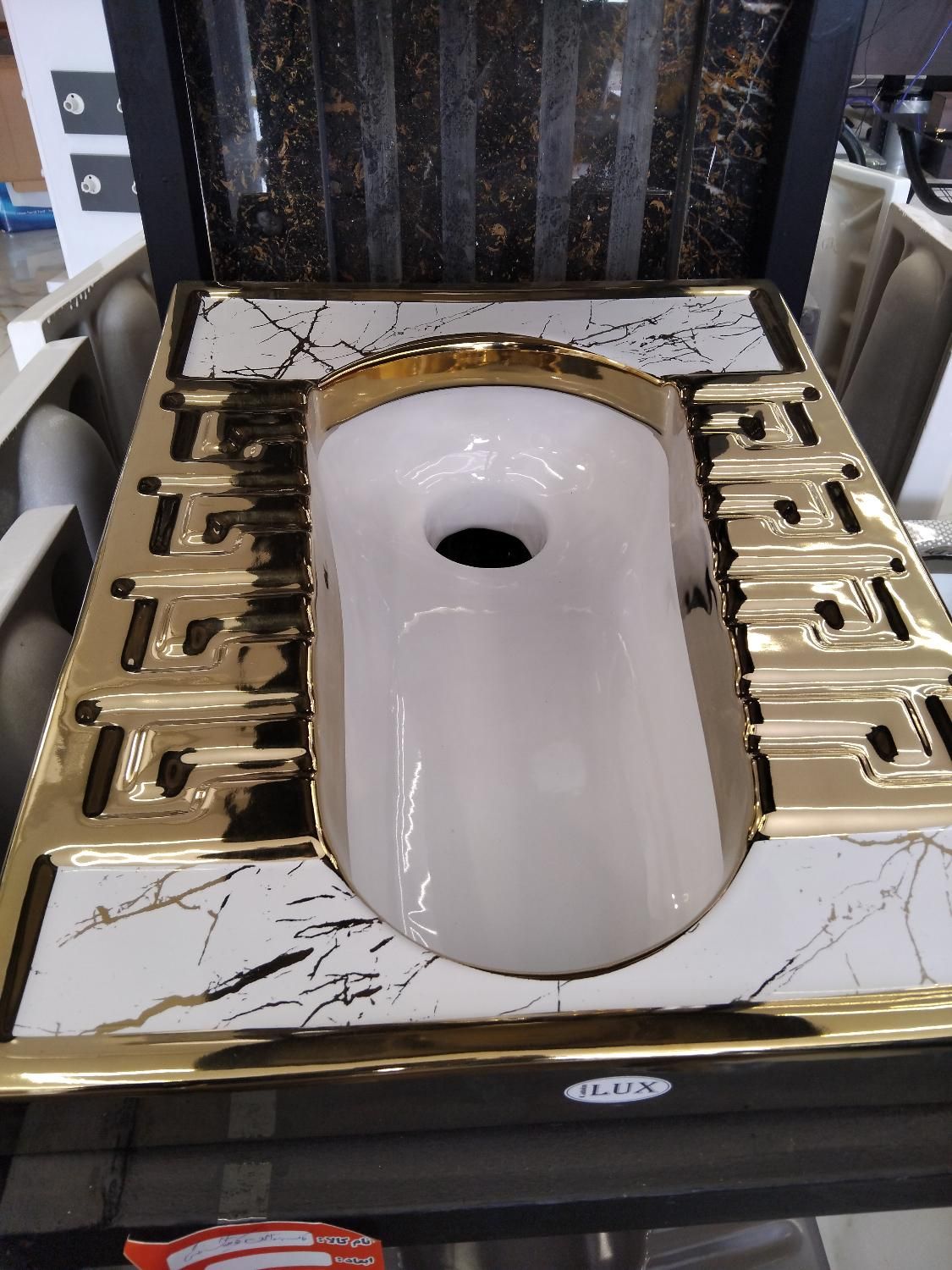 انواع کاسه توالت ایرانی در رنگ و ابعاد مختلف|لوازم سرویس بهداشتی|رشت, حومه رشت|دیوار