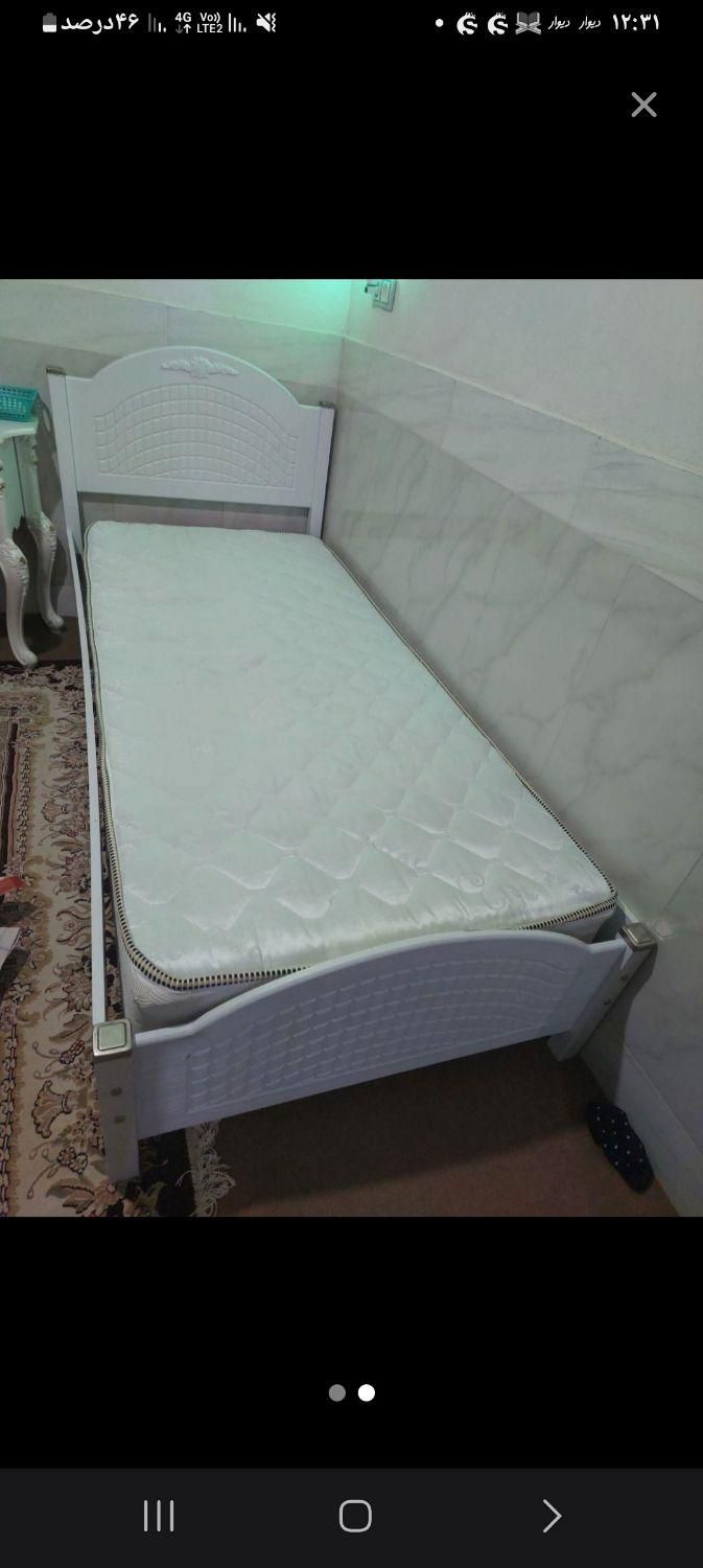 تخت تمیز درحد نو با تشک رویال فنری|تشک تختخواب|بندر ترکمن, |دیوار