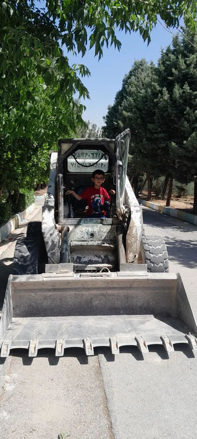 راننده جرثقیل ۱۵ تن ۱نفرورانندگی بابکت ۱نفر|استخدام حمل و نقل|تهران, قصر فیروزه ۲|دیوار