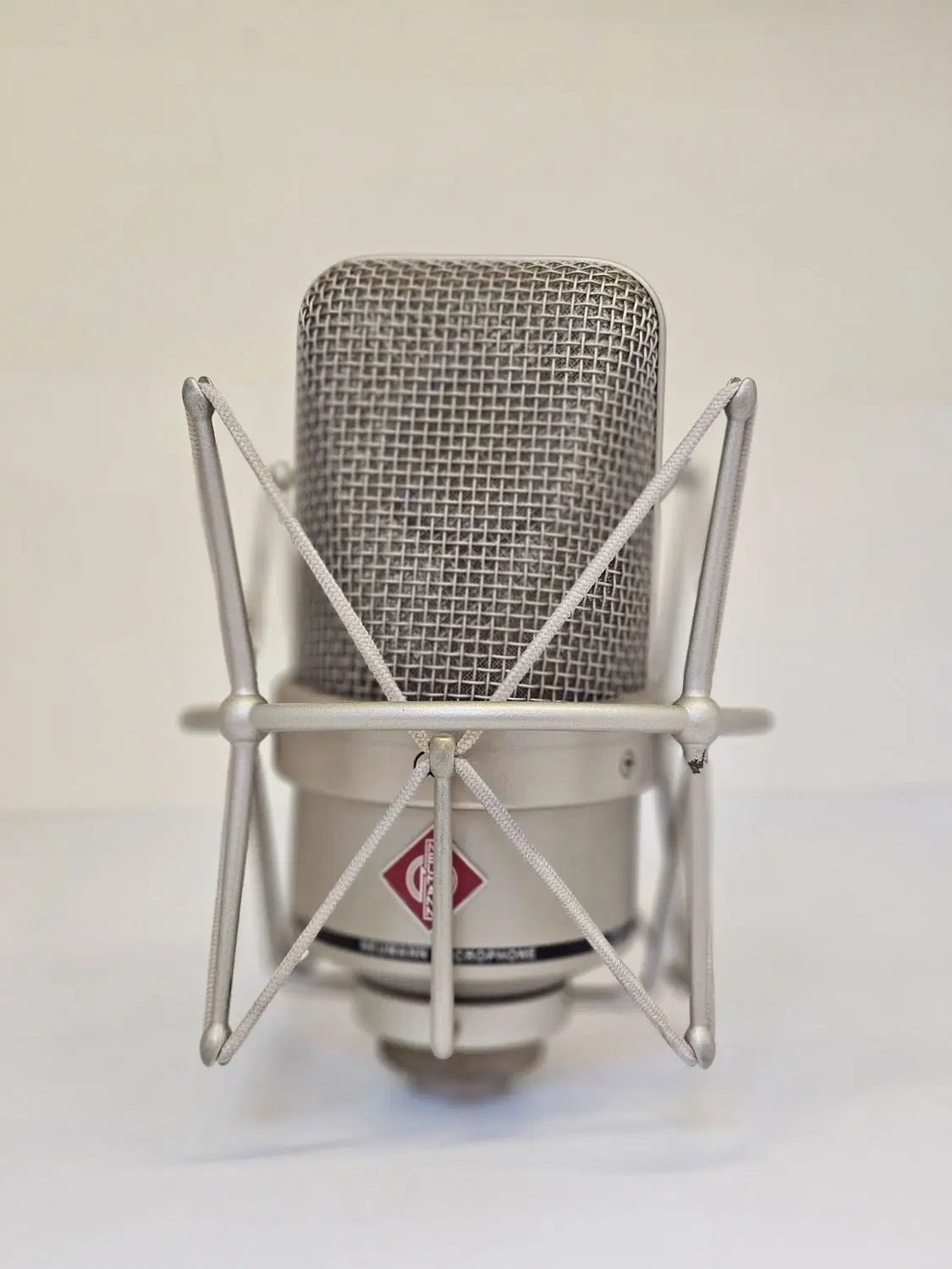 میکروفن استودیویی حرفه ای Neumann TLM49|آلات موسیقی|تهران, تسلیحات|دیوار