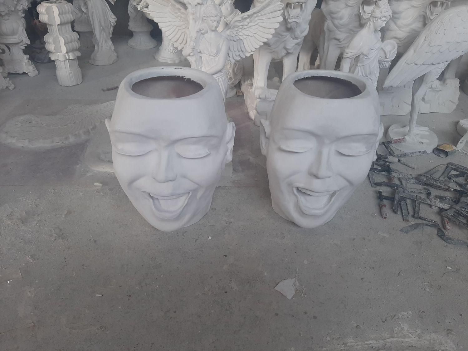 گلدان فایبرگلاس بزرگ مدرن خاض(مجسمه سازی اطمانی)|مجسمه، تندیس، ماکت|مشهد, نوید|دیوار