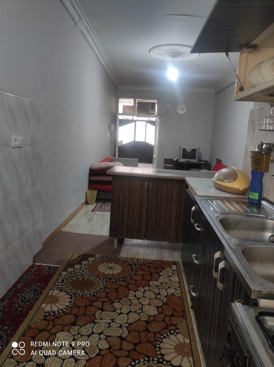 اجاره روزانه/هفتگی/ماهانه مستقل کولر دار درب جدا|اجارهٔ کوتاهمدت آپارتمان و سوئیت|رشت, حمیدیان|دیوار