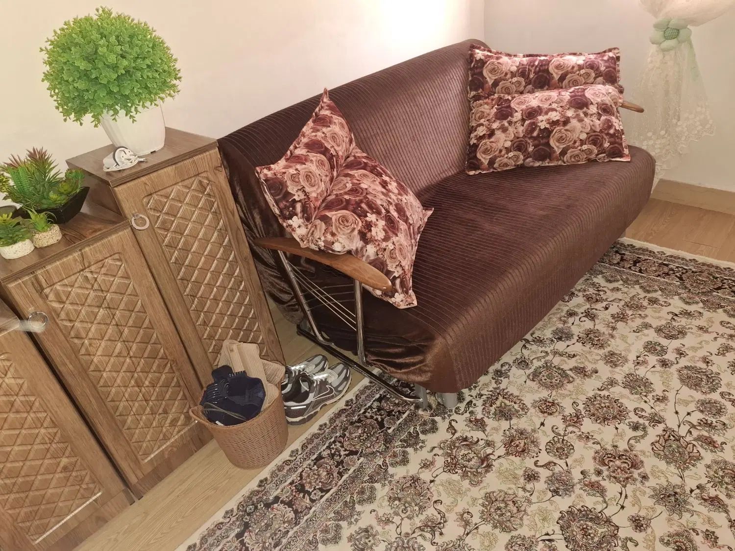 مبل تخت شو|مبلمان خانگی و میز عسلی|رشت, توشیبا|دیوار