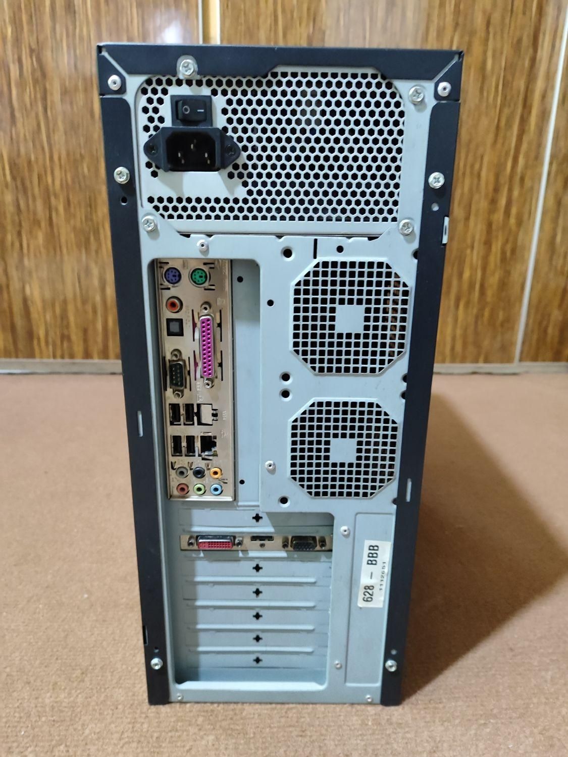 کیس ۴هسته با رم ۸ ddr3 هارد ۵۰۰ گرافیک ۲|رایانه رومیزی|چالوس, |دیوار