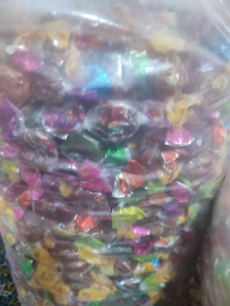 شکلات و ابنبات|خوردنی و آشامیدنی|اصفهان, قلعه طبره|دیوار