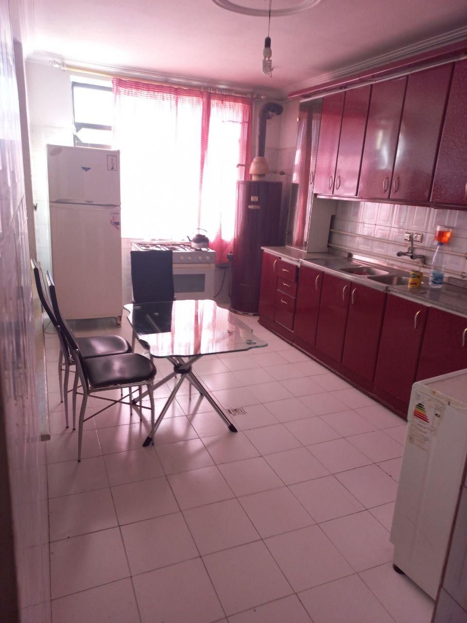 اپارتمان ،دربست ویلایی پاسخگو 24ساعته|اجارهٔ کوتاه‌مدت آپارتمان و سوئیت|همدان, |دیوار