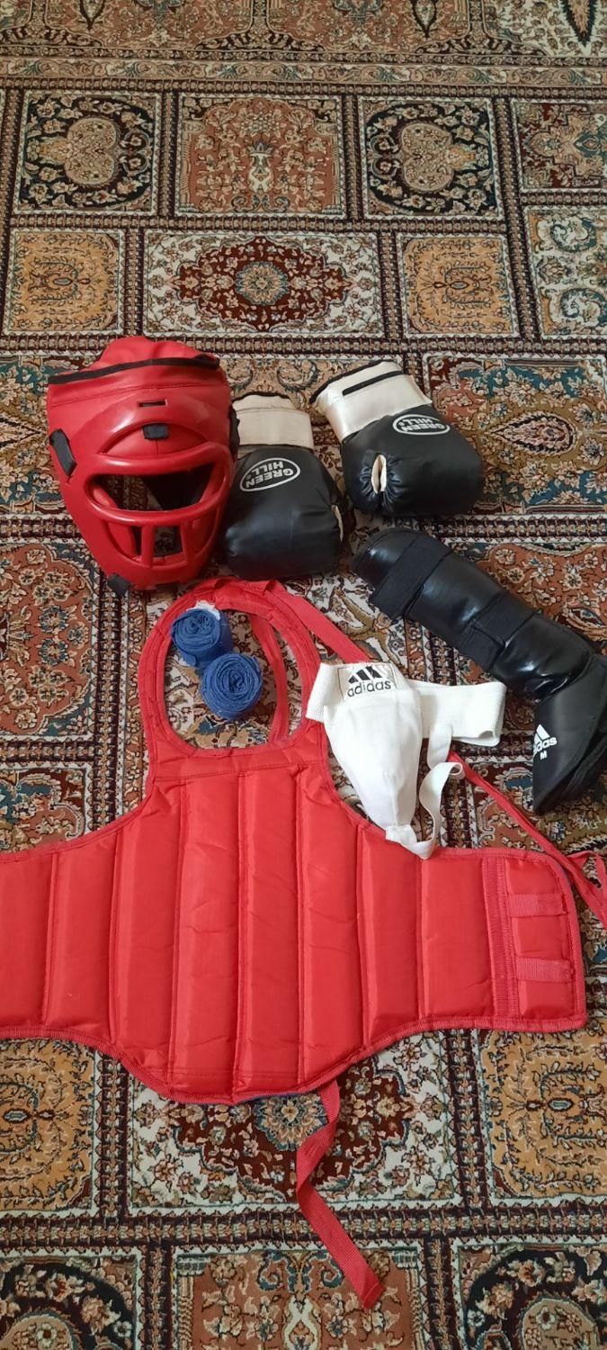 وسایل جیتکاندو کیک بوکسینگ MMA|تجهیزات ورزشی|فولادشهر, B4|دیوار