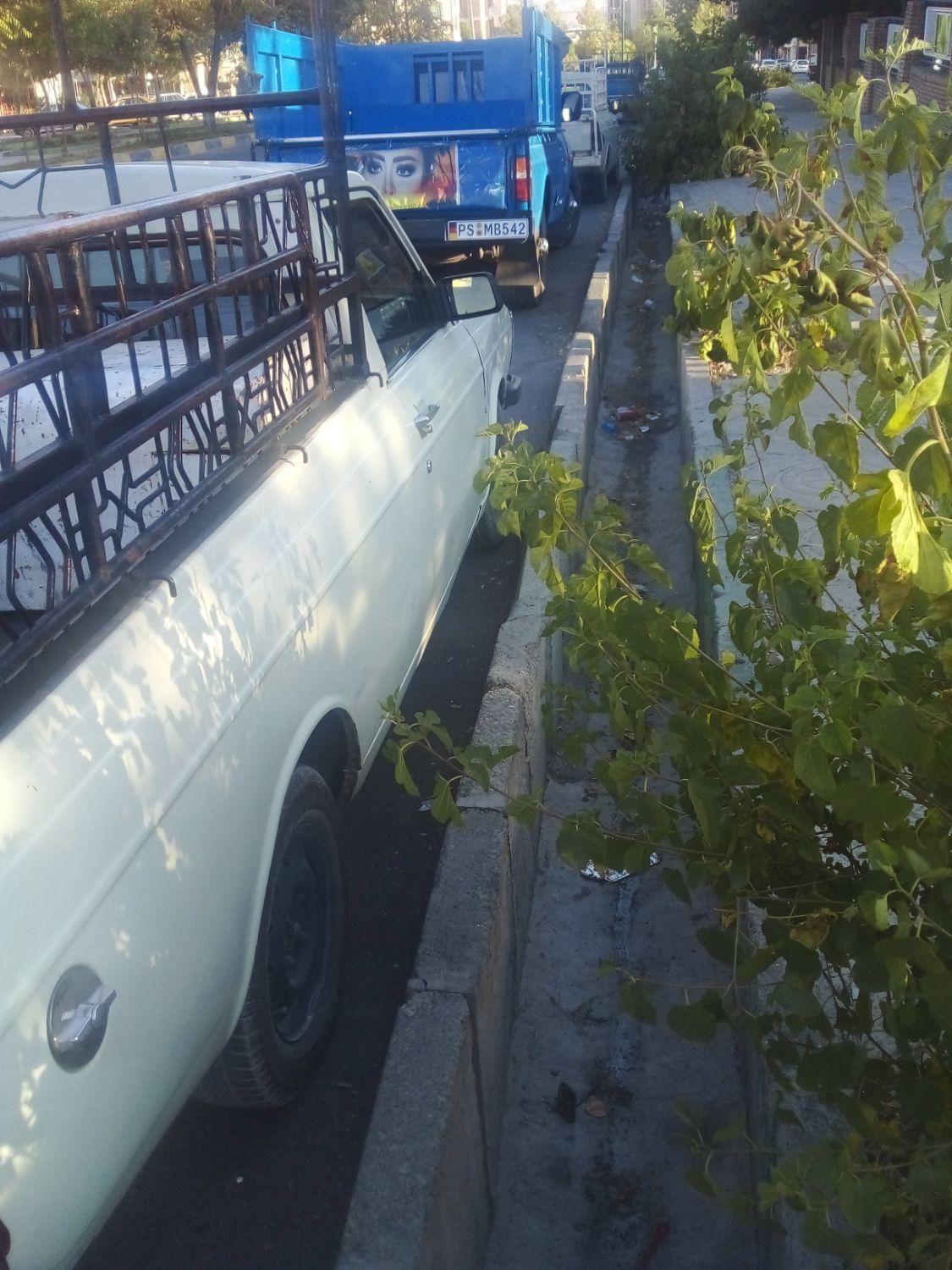 حمل بار وباربری اثاثیه منزل ومبلمان باکارگران ماهر|خدمات حمل و نقل|ایلام, |دیوار