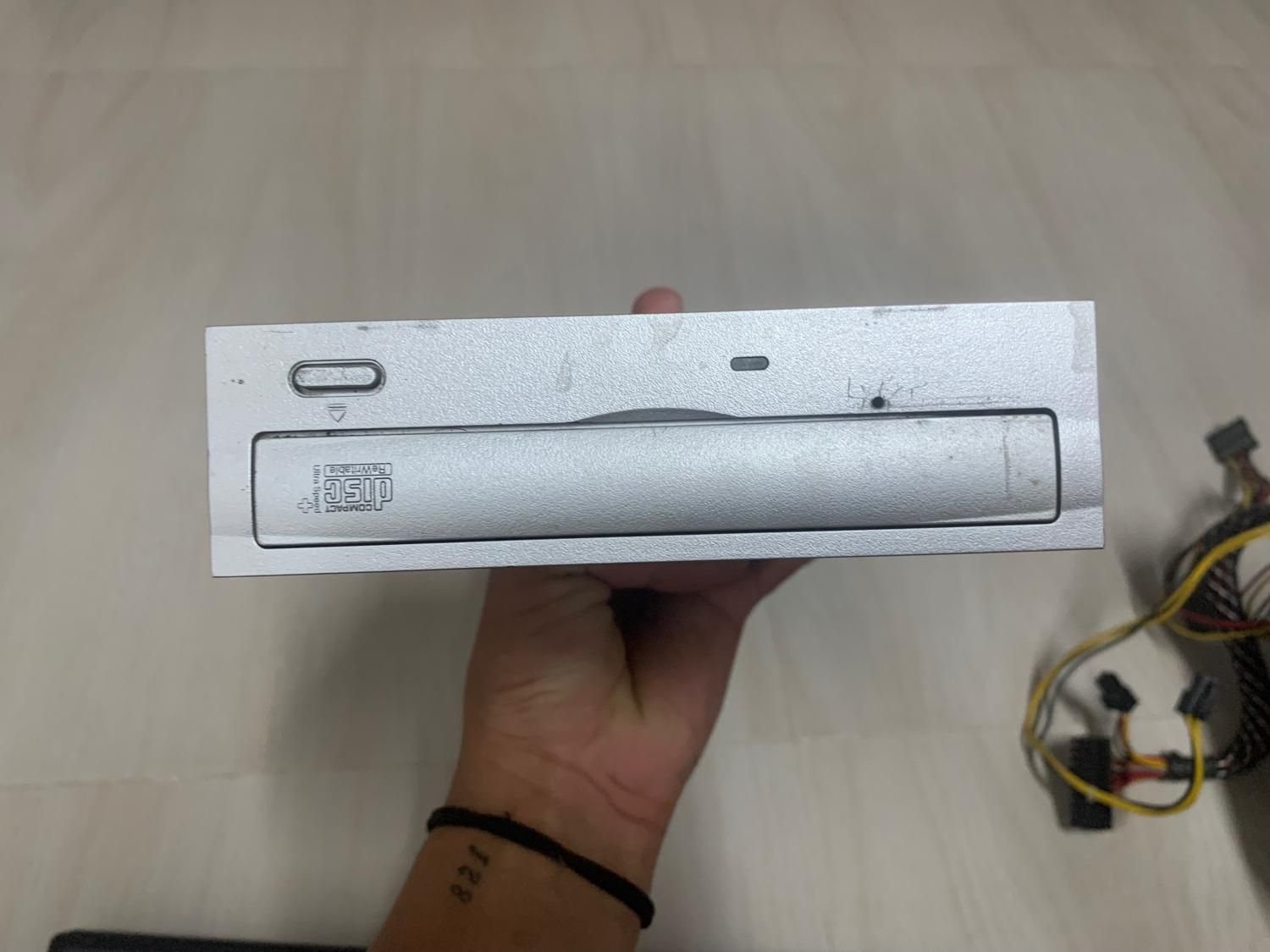 کیبورد lg و چند تا قطعه کامپیوتر|قطعات و لوازم جانبی رایانه|تایباد, |دیوار