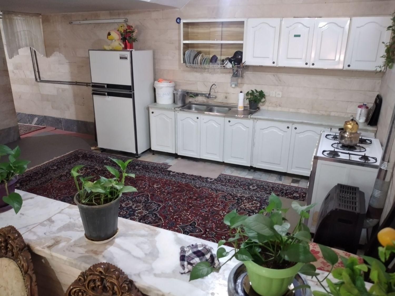 اجاره روزانه/هفتگی/ماهانه آپارتمان ۱۴۰ متری|اجارهٔ کوتاه‌مدت آپارتمان و سوئیت|محلات, |دیوار